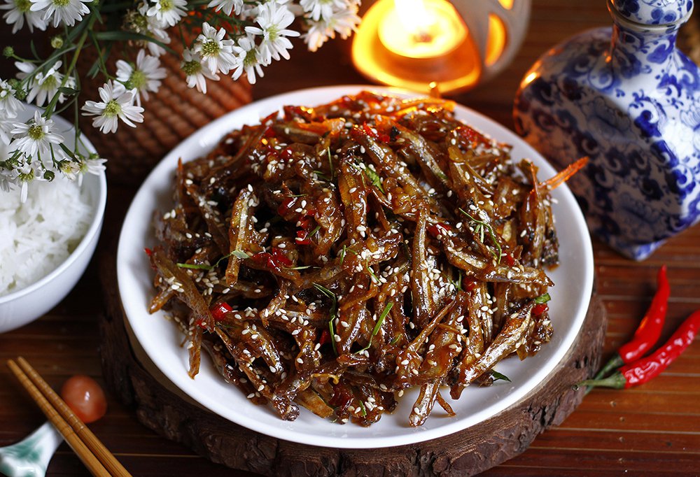 Cá cơm khô rim